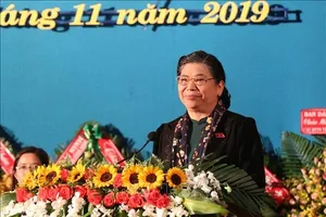 Phó Chủ tịch Thường trực Quốc hội Tòng Thị Phóng phát biểu tại Đại hội. Ảnh: TTXVN