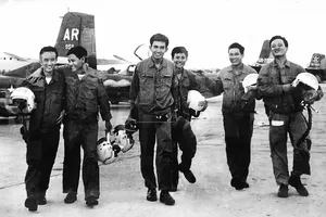 Năm 1975 - mọi con đường đều dẫn tới Sài Gòn