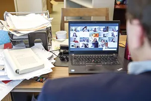 Chống gian lận trong thi cử trực tuyến