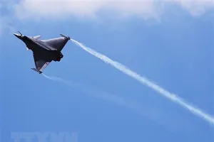 Máy bay Dassault Rafale tham gia trình diễn tại Triển lãm hàng không quốc tế Paris ở sân bay Le Bourget, gần Paris, Pháp ngày 18-6-2019. Ảnh: THX/TTXVN