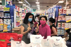 Khách hàng thành viên của Co.opmart  được giảm giá mạnh khi mua hàng