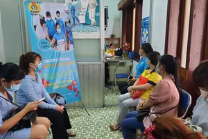 Lao động nữ khám tầm soát ung thư do LĐLĐ quận 8 tổ chức