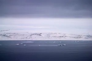 Ngoài khơi bờ biển Greenland 