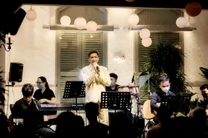 Xúc cảm những đêm nhạc trực tiếp 