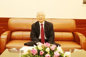 Tổng Bí thư Nguyễn Phú Trọng điện đàm với Chủ tịch Đảng Nhân dân Campuchia, Thủ tướng Campuchia Hun Sen. Ảnh: TTXVN