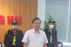 Bắt nguyên Hiệu trưởng Trường Đại học Đồng Nai