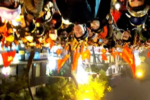 Hà Nội vỡ òa trước chiến thắng của đội tuyển U23 Việt Nam