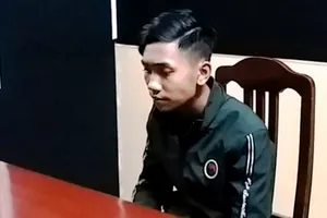 “Đinh tặc” trên cầu vượt biển dài nhất nước là con nghiện