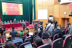 Không xét nghiệm ồ ạt nCoV, chỉ xét nghiệm người có sốt, ho từ vùng dịch về