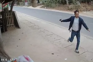 200 người thuộc nhiều lực lượng ráo riết truy bắt kẻ vận chuyển ma túy có vũ khí “nóng”