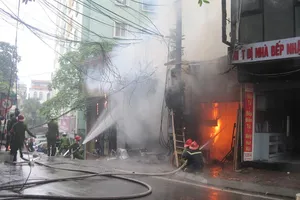 Hơn 76% số vụ cháy nổ ở Hà Nội liên quan sự cố điện: Yêu cầu tăng cường kiểm tra, xử nghiêm vi phạm