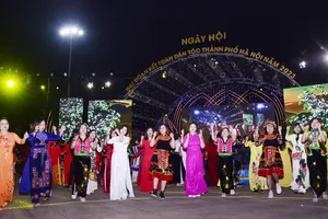 Ngày hội Đại đoàn kết toàn dân tộc TP Hà Nội năm 2023: Rộn ràng, thắm đậm tinh thần đoàn kết 