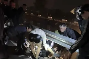 Khởi tố, bắt bí thư xã “quá chén” khiến 2 nữ sinh tử vong