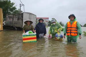 Hà Nội khắc phục hậu quả bão và mưa lũ: Tuyệt đối không để ai bị đói, bị rét 