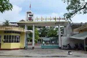 Yêu cầu làm rõ, xử lý nghiêm vụ bệnh viện bị tố yêu cầu đóng viện phí mới cấp cứu