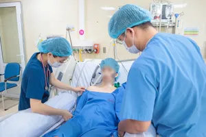 Cứu sống nam thanh niên 20 tuổi bị ngừng tim khi đang tập gym