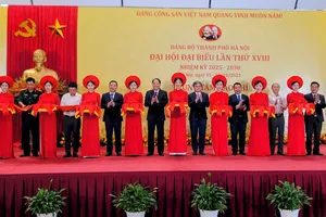 Khai trương Trung tâm Báo chí phục vụ Đại hội đại biểu Đảng bộ TP Hà Nội lần thứ XVIII