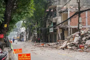 Hà Nội cưỡng chế giải tỏa mặt bằng để thi công đường Vành đai 1