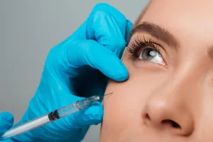Sở Y tế Hà Nội “tuýt còi” dịch vụ truyền NMN và tế bào gốc làm đẹp 