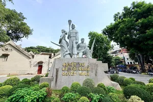 Sẽ di chuyển tượng đài “Quyết tử để Tổ quốc quyết sinh” khỏi khu vực hồ Hoàn Kiếm