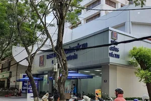 Trung tâm Tiêm chủng Trẻ em và Người lớn ở TP Huế là nơi 2 trẻ phải nhập viện sau khi tiêm vaccine ​