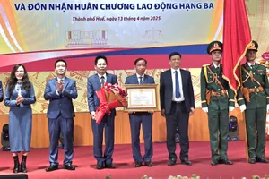 Trường Đại học Luật - Đại học Huế tổ chức lễ kỷ niệm 68 năm hình thành và phát triển - 10 năm thành lập trường và đón nhận Huân chương Lao động hạng Ba