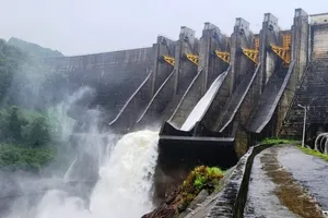 Tăng dần lưu lượng xả nước hồ thủy điện Hương Điền, từ lúc 16 giờ 30 phút ngày 28-9