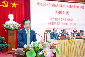 Đồng chí Nguyễn Khắc Toàn tái đắc cử Chủ tịch UBND TP Huế