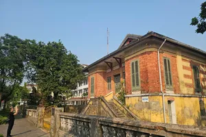 Hiện trạng công trình kiến trúc Pháp thuộc bên sông Hương