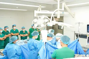 Bệnh viện C Đà Nẵng lần đầu phẫu thuật tim bắc cầu động mạch vành