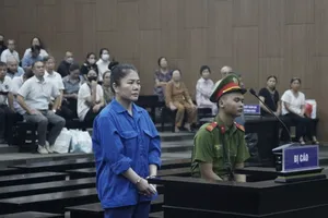 Bị cáo Phạm Mỹ Hạnh tại phiên tòa diễn ra vào tháng 8-2026. Ảnh: ĐỖ TRUNG