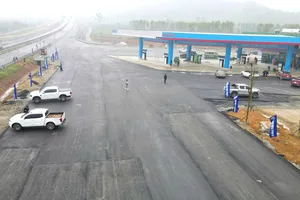 Trạm dừng nghỉ tại Km534+310 trên cao tốc Hàm Nghi - Vũng Áng được đưa vào khai thác tạm thời