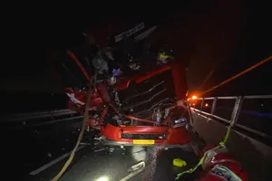 Tai nạn trên cao tốc Bãi Vọt - Hàm Nghi, 2 người bị thương