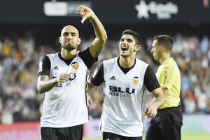 Zaza (trái) tiếp tục ghi bàn trong trận đấu với Sevilla. Ảnh: Getty Images