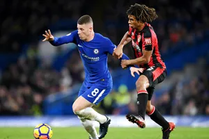 Ross Barkley (trái) trong trận gặp Bournemouth. Ảnh: Getty Images