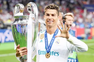 Mọi thứ đang khiến Ronaldo muốn rời khỏi Real. Ảnh: Getty Images