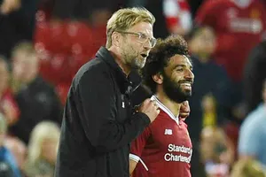 HLV Jurgen Klopp và Mohamed Salah thật sự tồn tại một mối quan hệ rất tốt. Ảnh: Getty Images 