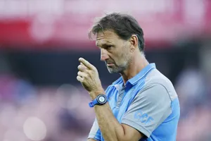 Tony Adams cũng đã khởi nghiệp HLV. Ảnh: Getty Images