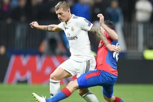 Real Madrid (trái) tiếp tục gây thất vọng tại CSKA Moscow. Ảnh: Getty Images 