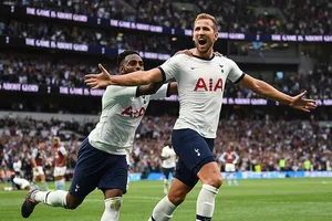 Harry Kane có khởi đầu mùa giải tốt nhất trong sự nghiệp. Ảnh: Getty Images 