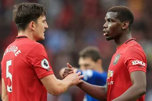 Trung vệ Harry Maguire (trái) và tiền vệ Paul Pogba đều là người đắt giá nhất trong vị trí của mình. Ảnh: Getty Images 