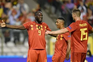 Romelu Lukaku xuất sắc cùng tuyển Bỉ giành tấm vé đầu tiên. Ảnh: Getty Images 