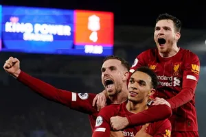 Liverpool đang tiến đi mà không lộ ra bất kỳ điểm yếu nào. Ảnh: Getty Images