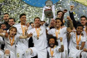 Real Madrid và danh hiệu Siêu cúp Tây Ban Nha thứ 11 trong lịch sử. Ảnh: Getty Images 