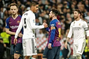 Real Madrid, Barcelona và nhiều CLB lớn muốn tìm giải pháp cho mùa chuyển nhượng sắp tới. Ảnh: Getty Images 