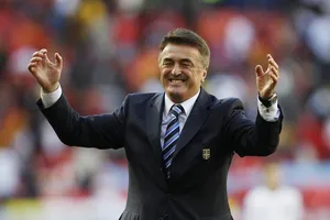 Radomir Antic là nhà cầm quân duy nhất từng dẫn dắt cả 3 đội bóng kình địch nhất bóng đá Tây Ban Nha. Ảnh: Getty Images 