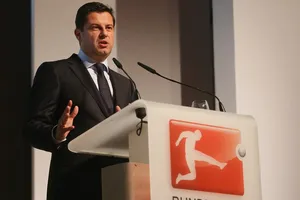 Chủ tịch DFL, Christian Seifert thận trọng trong mục tiêu đưa bóng đá Đức trở lại. Ảnh: Getty Images 