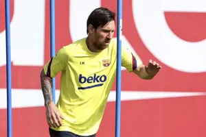 Những ngôi sao như Lionel Messi rõ ràng không thể hài lòng nếu xa gia đình trong thời điểm này. 