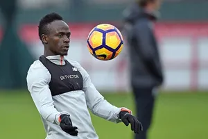 Hôm nay mọi đội bóng Premier League sẽ nối lại tập luyện cá nhân. Ảnh: Getty Images