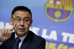 Chủ tịch Barcelona, Josep Maria Bartomeu công khai chỉ trích VAR. Ảnh: Getty Images